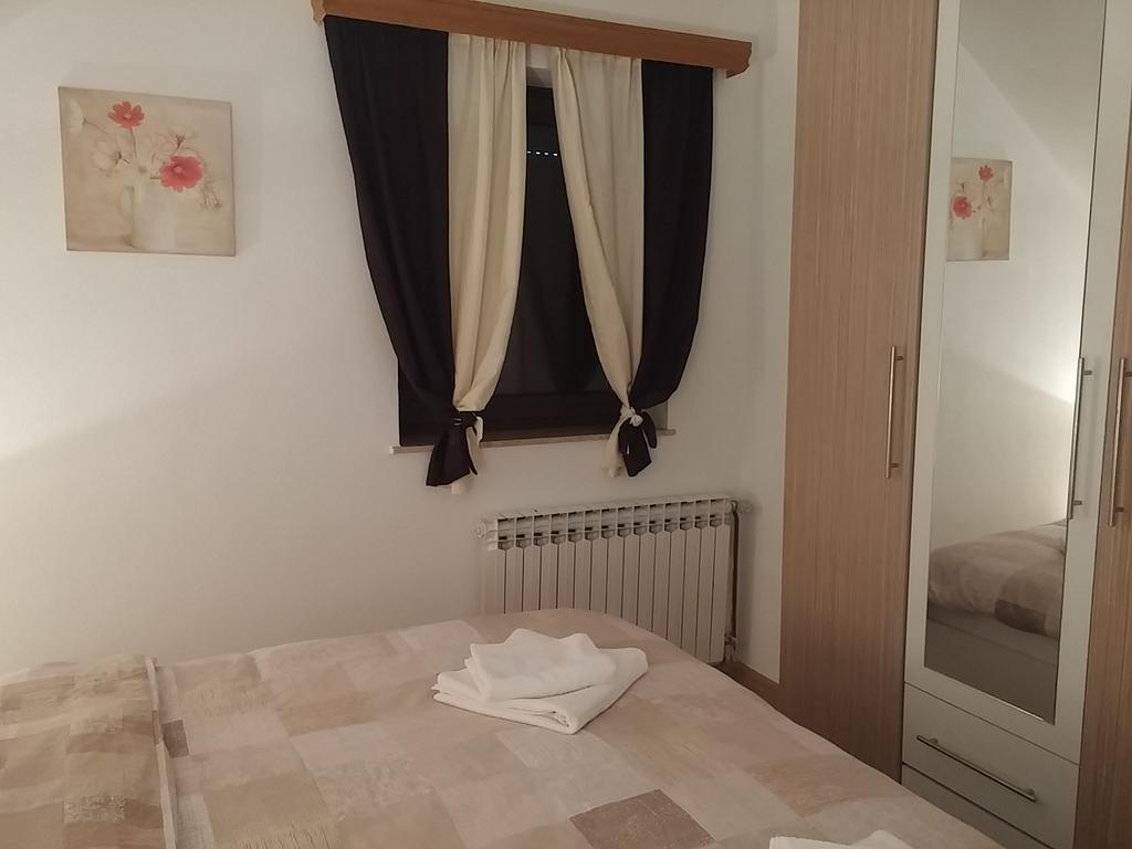 Apartment Rosandic Smoljanac Εξωτερικό φωτογραφία
